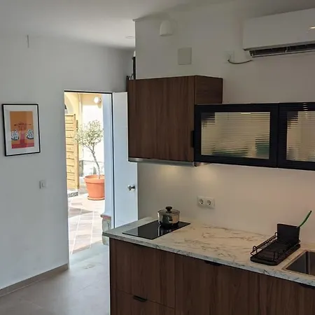 2-person Studio, Private Splash Pool, 5 Min Chalet Novo Sancti Petri